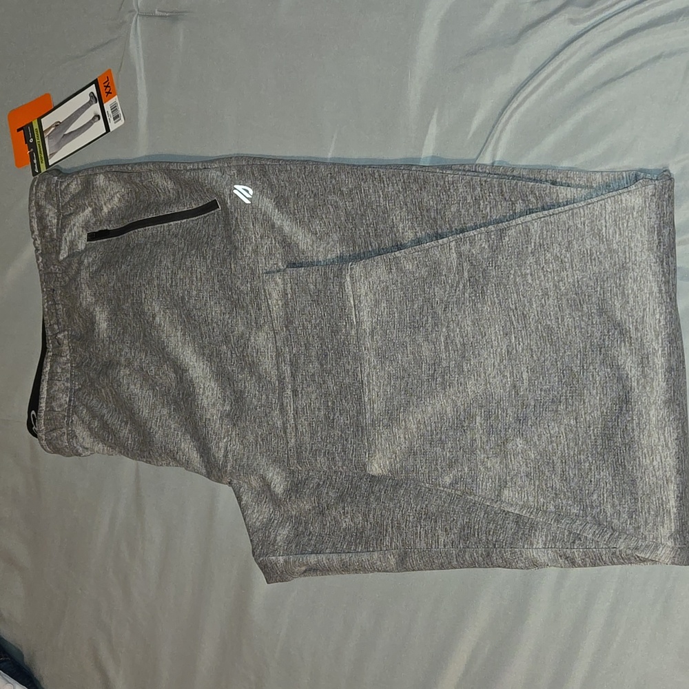 Eddie Bayer performance jogger